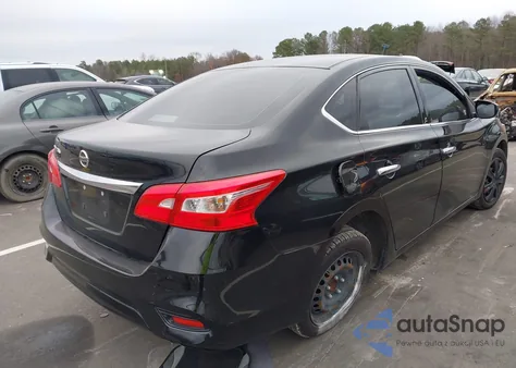2017 Nissan Sentra S z USA, uszkodzony, nr VIN 3N1AB7AP4HY367622